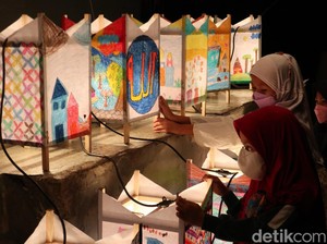 Melestarikan Budaya Cahaya Lewat Damar Kurung di Bandung