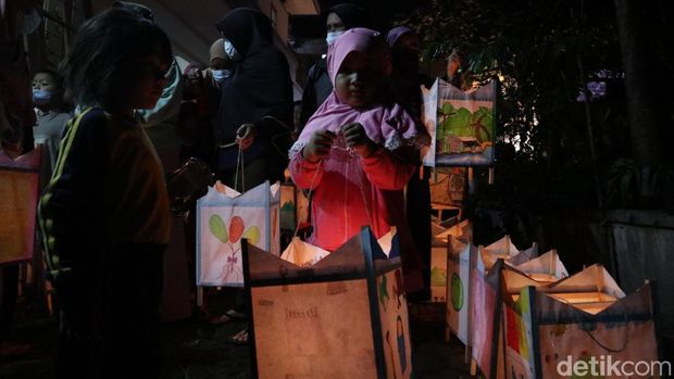 Kegiatan Syariat Damar Kurung.