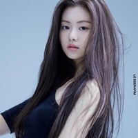 Menyusul tuduhan tersebut, HYBE dan Source Music menegaskan akan mengambil tindakan hukum terhadap pemilik akun. Agensi memastikan orang itu sengaja membuat editan jahat terkait Kim Garam. Foto: dok. Twitter @le_sserafim