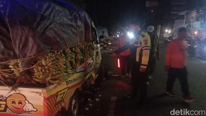 Kecelakaan motor vs pikap di Malang