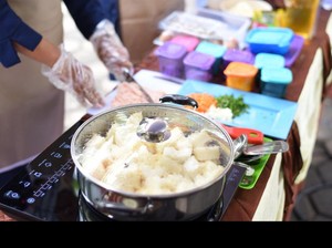 Adu Murah Kompor Induksi dan LPG, Lebih Hemat Mana?