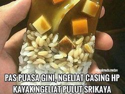 Meme Godaan Saat Berpuasa Bikin Ngakak Abis