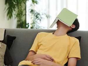 Mimpi Basah di Siang Hari, Bikin Puasa Batal Nggak Sih?