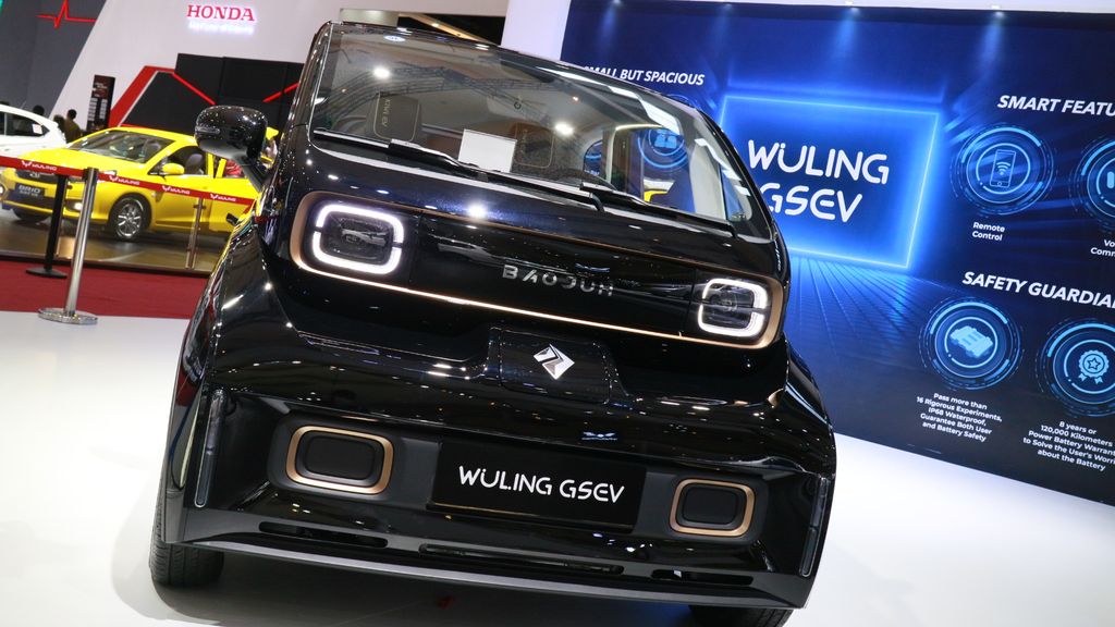 mobil listrik mungil di IIMS 2022