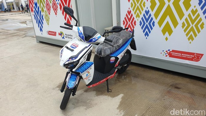 Motor Listrik Gesits Jadi Motor Paddock MotoGP