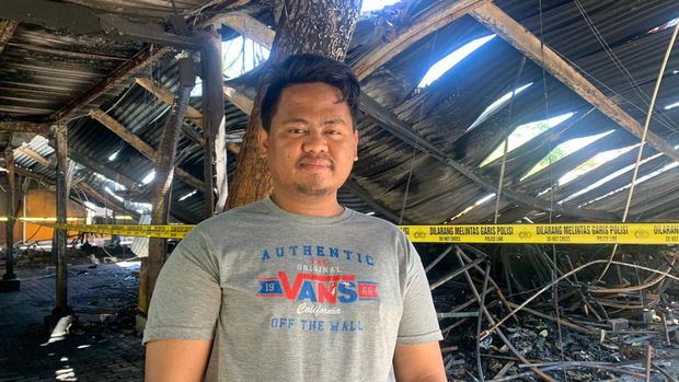 Pedagang korban kebakaran kios Lenggang IRTI Monas, Dapit Wibisono.