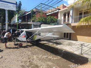 Pesawat Rakitan Ujang Elan akan Diuji Coba Terbang di Pantai Selatan Cianjur
