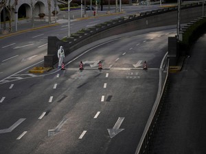 Ekonomi Merosot Imbas Lockdown COVID-19, China Geber Infrastruktur
