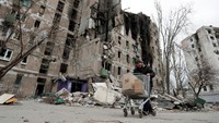 Sementara itu, pihak Rusia dan Ukraina saling menyalahkan atas hambatan dan kesulitan dalam upaya evakuasi warga sipil beberapa waktu terakhir. REUTERS/ALEXANDER ERMOCHENKO.