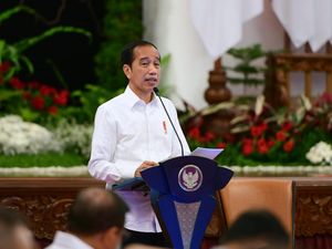 Penegasan Jokowi Pemilu Tak Ditunda Jelang Demo Mahasiswa