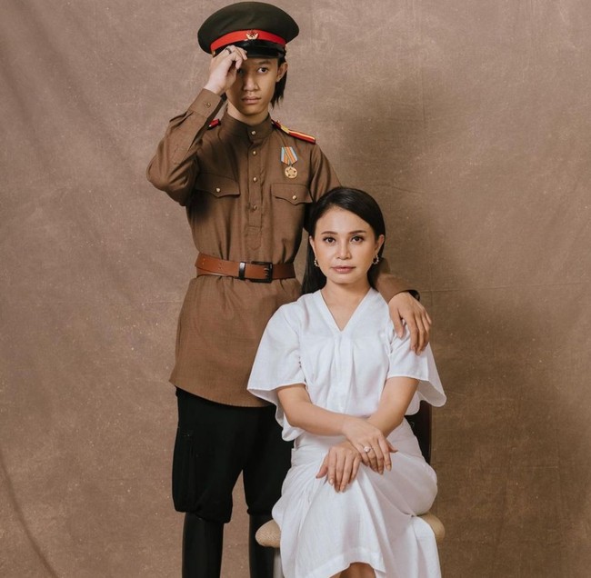 Kebersamaan antara Rossa dan Rizky seringkali diunggah ke akun Instagram. Terlihat kompak, keduanya bahkan disebut-sebut netizen seperti pasangan kakak beradik. Foto: Instagram/@itsrossa910