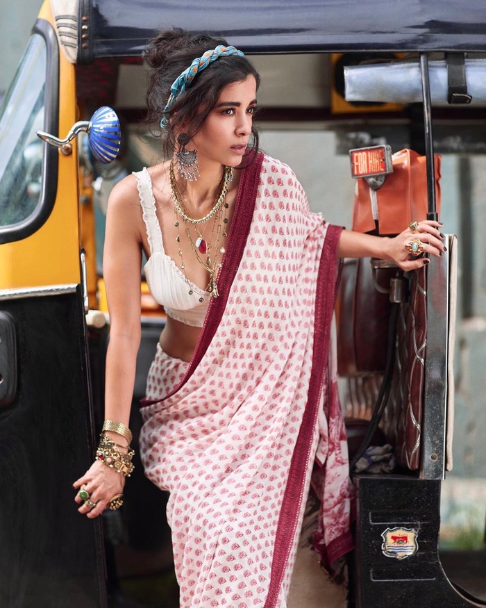 Saba Azad Saba Azad