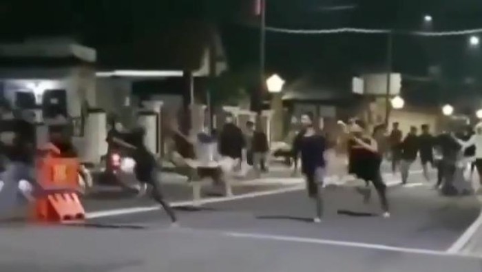 Video viral perang sarung di Pemalang, Rabu (6/4/2022).
