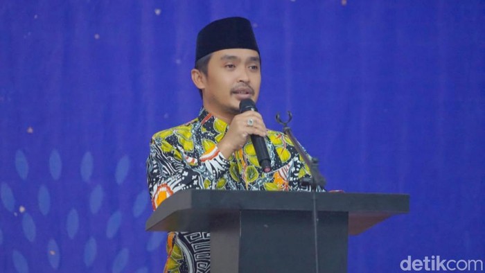 Wakil Wali Kota Pasuruan Adi Wibowo yang dicatut namanya dalam penipuan via WhatsApp