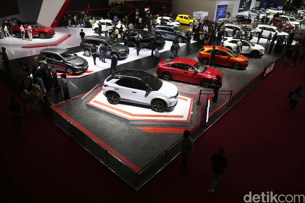 Indonesia merupakan pasar otomotif terbesar di Asia Tenggara. Pameran IIMS Hybrid 2022 di JIExpo, Kemayoran, Jakarta, pun ramai dikunjungi.