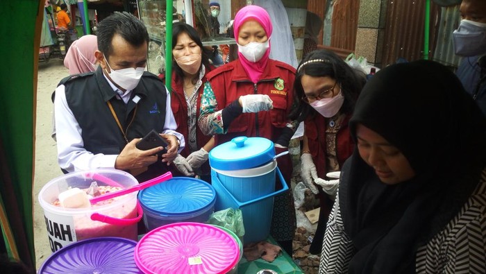 BBPOM Cek Takjil di Medan