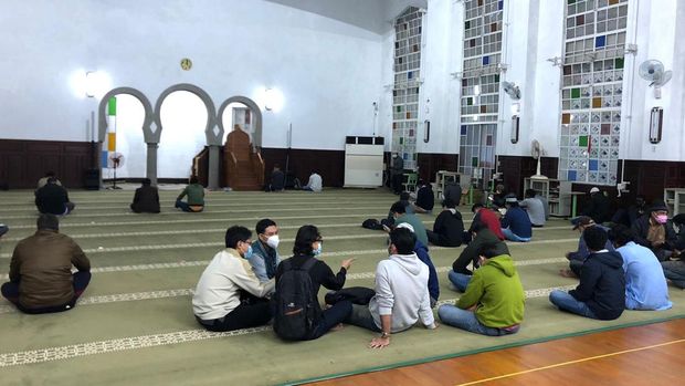 Suasana berbuka puasa bersama di Taipei Grand Mosque