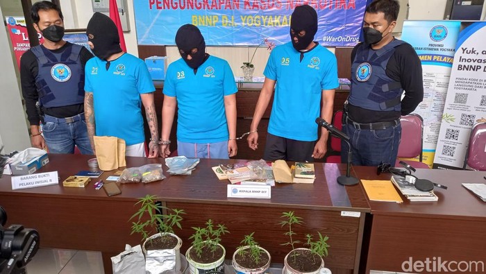 BNNP DIY jumpa pers kasus ganja, Kamis (7/4/2022).