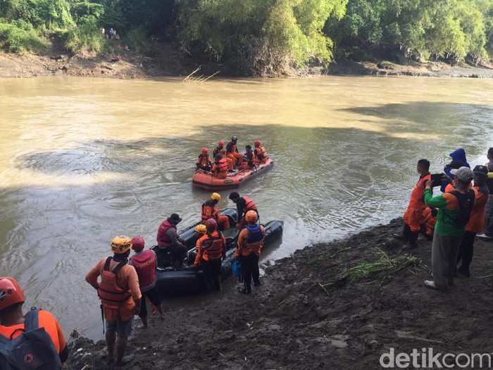 Bocah di Ngawi tenggelam ke sungai saat ngabuburit