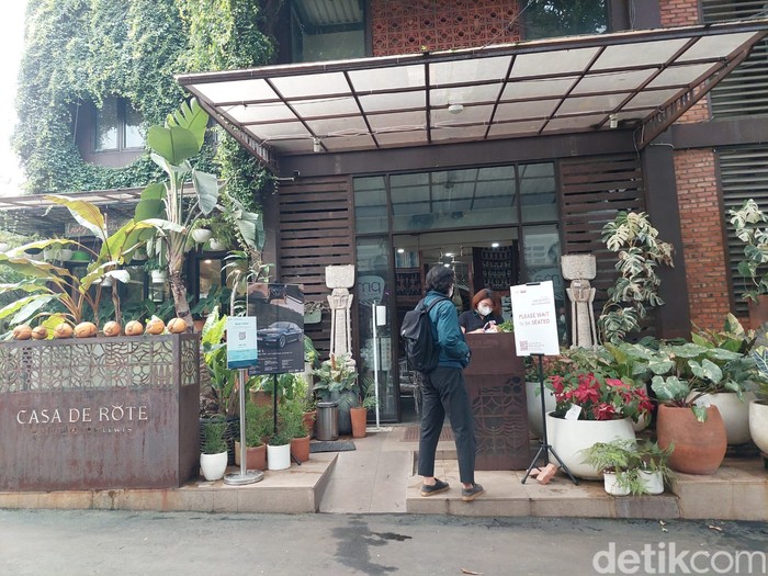 Casa de Rote di Tangerang Selatan Casa de Rote di Tangerang Selatan
