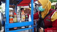 Pengawasan itu dilakukan untuk memastikan makanan dan minuman yang dijual untuk berbuka puasa tidak mengandung zat-zat berbahaya.