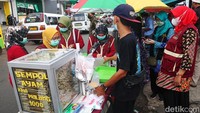 Beberapa sample yang diambil nantinya akan dites boraks dan formalin.