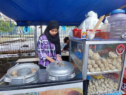 Jajanan untuk Takjil di Antapani Bandung