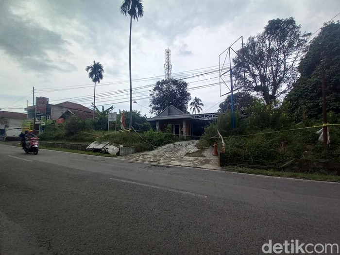 Kondisi rumah TKP pembunuhan ibu-anak di Subang terbengkalai