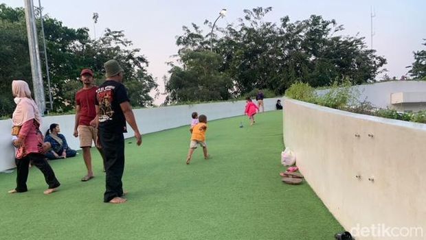 Lapangan Karangpawitan.