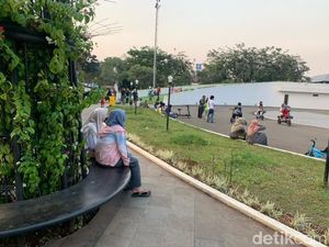 Ngabuburit di Lapangan Karangpawitan Karawang, Ada Apa Saja Ya?