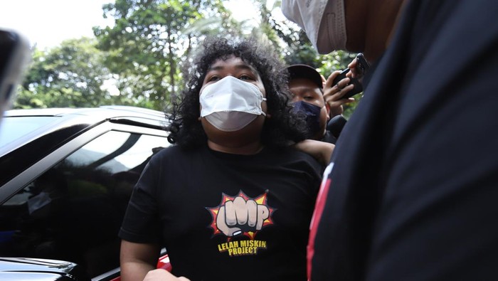 Marshel Widianto datangi Polda Metro Jaya.