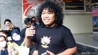 Wawancara pun berlangsung dengan cair kala Marshel Widianto menceritakan alasannya membeli konten Dea OnlyFans itu. Pool/Noel/detikFoto