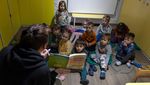 Masih Perang, Shelter Bom di Ukraina Jadi Tempat Belajar Anak-anak