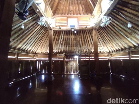 Masjid Tiban Wonokerso, Desa Sendangrejo, Kecamatan Baturetno, Wonogiri, Kamis (7/4/2022).