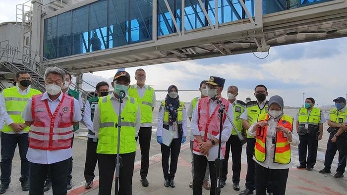 Menko PMK-Mehub Cek Kesiapan Bandara Soetta Jelang Mudik Lebaran 2022