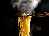 Jangan Dipotek! Ini Alasan Mie Tak Boleh Dipatahkan dalam Tradisi China