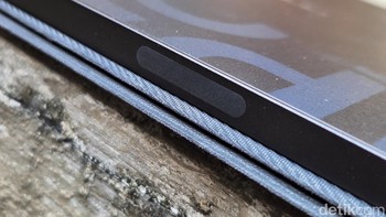 Selain itu ada magnet untuk pengisian Oppo Pencil. Foto: Adi Fida Rahman/detikINET