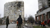 UNESCO pun menyebut setidaknya ada 53 situs budaya penting yang telah rusak sejak invasi Rusia ke Ukraina dimulai, lima di antaranya berada di wilayah Chernihiv. (AP Photo/Stas Yurchenko).  