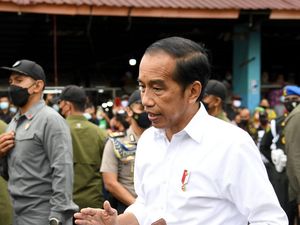 Bentangkan Kain Kafan Saat Jokowi Kunjungi Jambi, Seorang Pria Diamankan TNI
