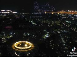 Potret Spektakuler Lamar Kekasih Pakai 150 Drone