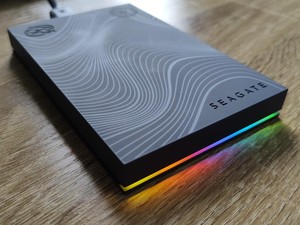 Review Beskar Ingot Drive, HDD Eksternal Tampilan Mewah Kemampuan Wah