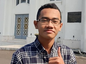 Hebat! Kisah M Zaky Islami Diterima Kedokteran Unair di Usia 15 Tahun