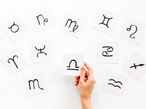 Ramalan Zodiak 30 Juli 2022, Aries Berjuang-Libra Waspada Tipu Muslihat