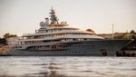 Ada Superyacht Bersandar di Dominika, Punya Miliarder Rusia?