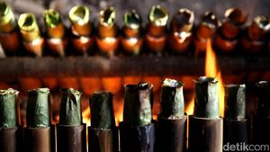 Banyak Dicari Saat Ramadan, Produksi Lemang Naik 2 Kali Lipat