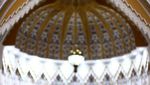 Bikin Betah Saat Ibadah, Suasana Masjid di Dubai Ini Adem Banget