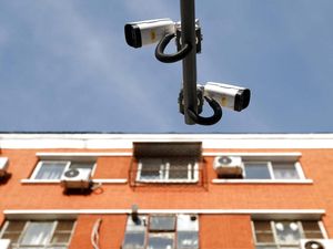 Di China Ada Ratusan Juta CCTV, Ganggu Privasi Nggak Sih?