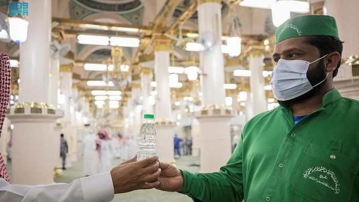 Distribusi Air Zamzam