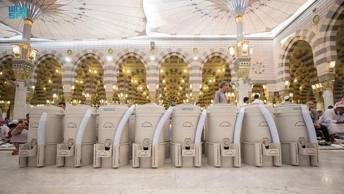 Distribusi Air Zamzam