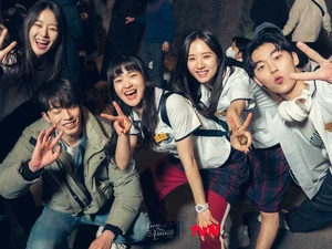 8 Drama Korea Terpopuler Pilihan Warga Twitter, Juaranya Bikin Nyesek